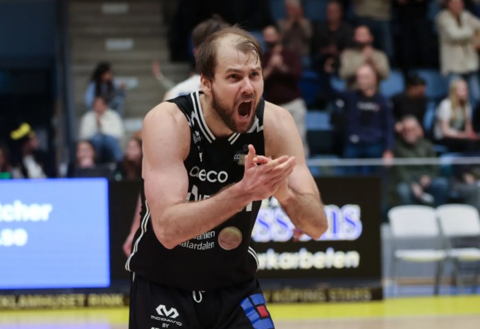 Köping Stars, echipa lui Dragoș Diculescu, se află la un pas de eliminarea din play-off