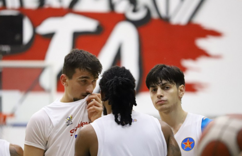 Steaua a oprit seria surprinzătoare de reușite a gorjenilor