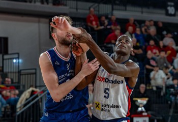 CSM Oradea ajunge la trei victorii consecutive în LNBM, după succesul cu CSM Târgu Mureș