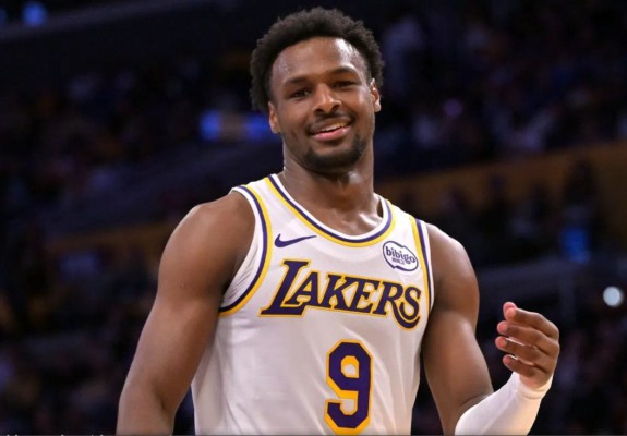 Eveniment nemaiîntâlnit în lumea baschetului