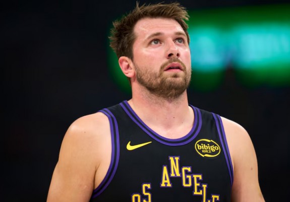 Luka Dončić va beneficia de tratament în Europa pentru accidentarea suferită