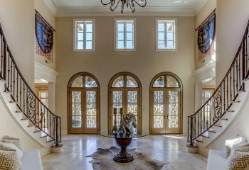 GALERIE FOTO. Ja Morant își vinde vila de 3,5 milioane de dolari din Memphis