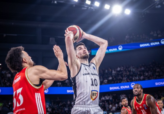 U-BT suferă o nouă înfrângere în fața Stelei Roșii, după o luptă până la final