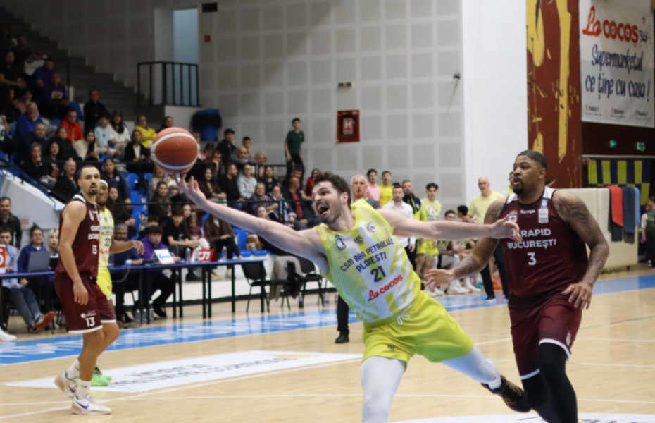 Petrolul Ploiești a trecut de Târgu Jiu în ultimul sfert, după 30 de minute echilibrate