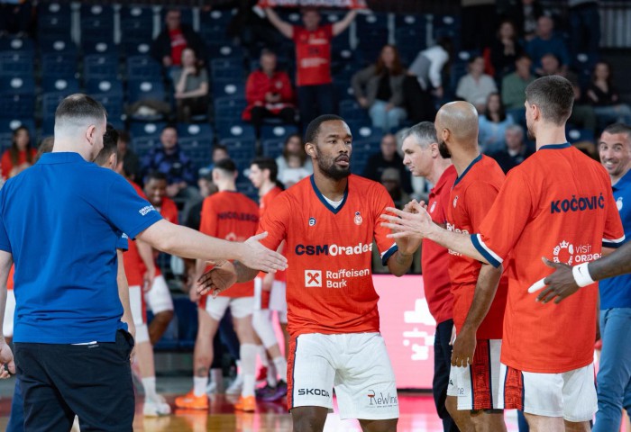 CSM Oradea încheie seria de victorii a celor de la Dinamo București