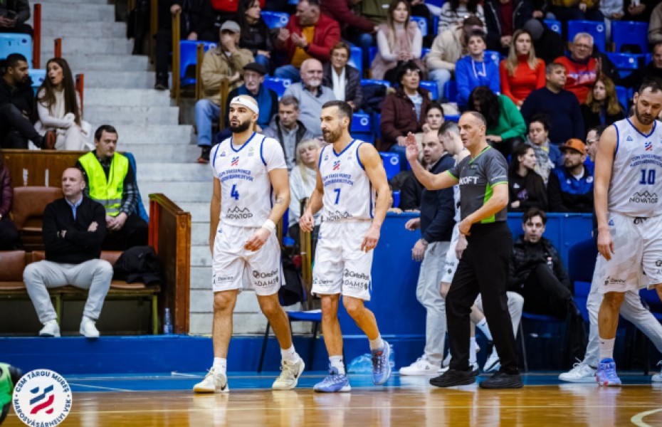 CSM Târgu Mureș a făcut spectacol încă o dată și a trecut de Corona Brașov în prelungiri