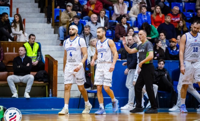 CSM Târgu Mureș a făcut spectacol încă o dată și a trecut de Corona Brașov în prelungiri