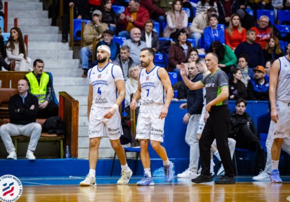 CSM Târgu Mureș a făcut spectacol încă o dată și a trecut de Corona Brașov în prelungiri