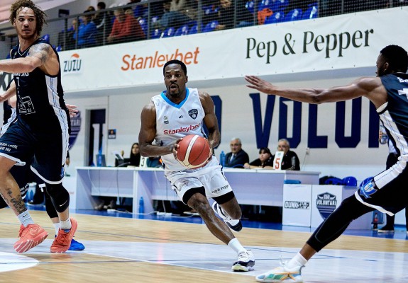 Când sunt programate primele meciuri din playoff