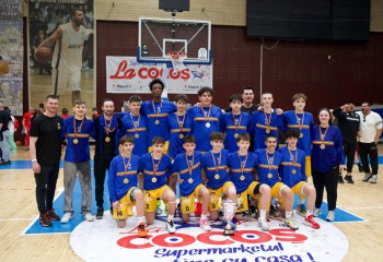 FOTO. CSM Petrolul Ploiești este campioana României la U15