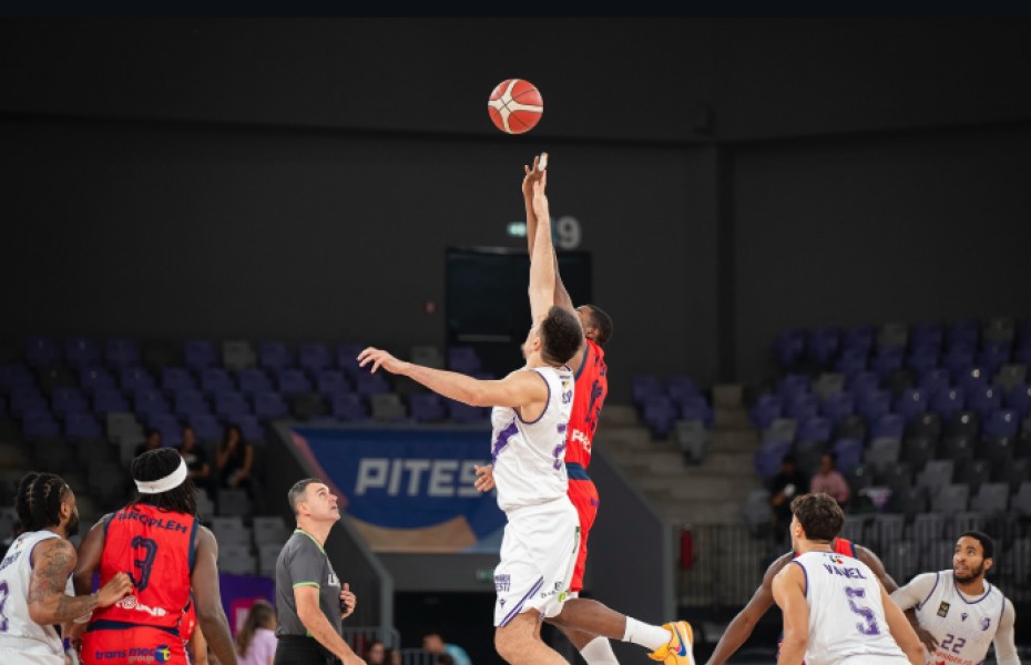 Liderul LNBM CSM CSU Oradea va înfrunta FC Argeș, în prima rundă de playoff