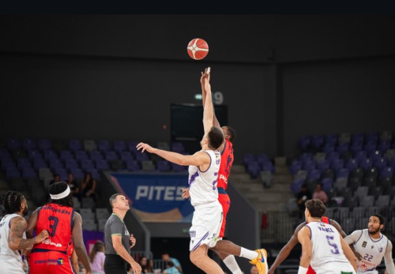 Liderul LNBM CSM CSU Oradea va înfrunta FC Argeș, în prima rundă de playoff