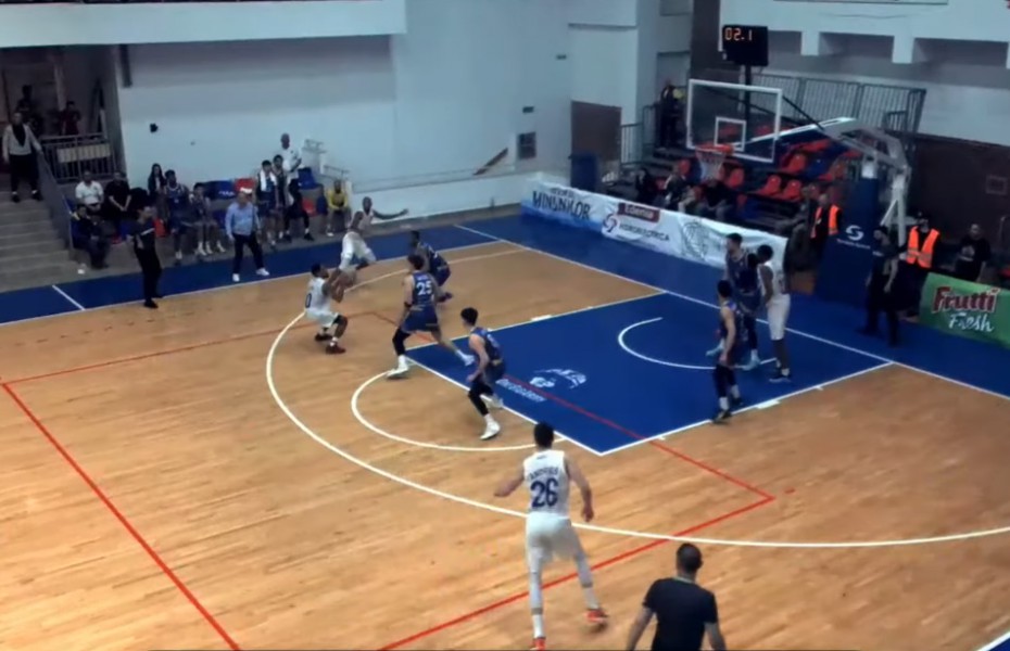 Dye a fost eroul Stelei în ultima secundă din partida cu Brașov. Video
