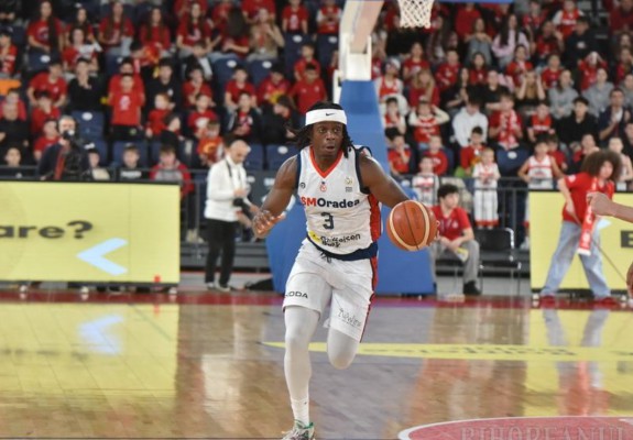 Oradea s-a impus în primul meci al semifinalei cu Dinamo