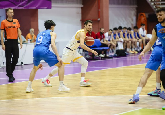 Victorie fără emoții pentru SCM Timișoara împotriva lui Steaua București