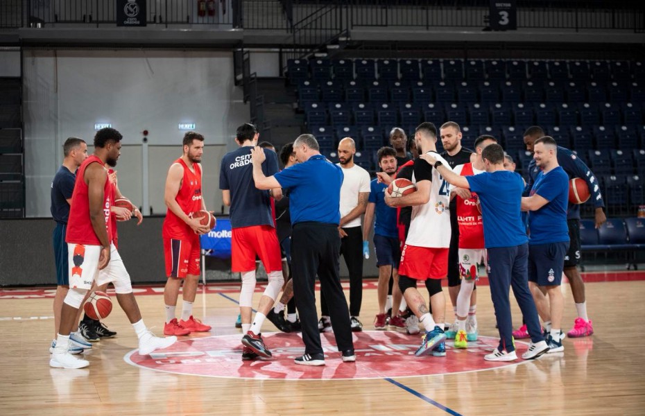 CSM Oradea învinge la mare luptă U-BT Cluj în primul meci al finalei LNBM