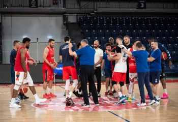 CSM Oradea învinge la mare luptă U-BT Cluj în primul meci al finalei LNBM