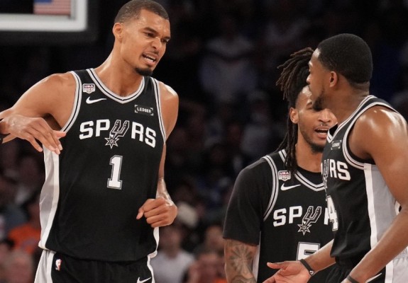 San Antonio Spurs a obținut prima victorie în finala NBA