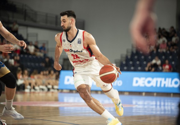 Bobe Nicolescu a fost anunțat oficial de U-BT Cluj-Napoca