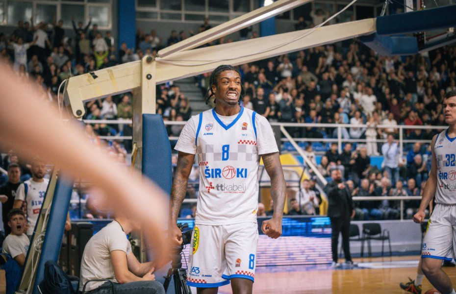 Jalyn McCreary este noul baschetbalist al lui U-BT Cluj-Napoca