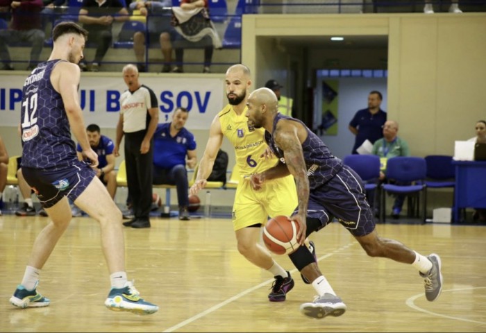 Andrei Petică a semnat cu CSU Sibiu