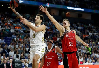 Nikola Mirotic a debutat oficial pentru Barcelona Lassa. Video