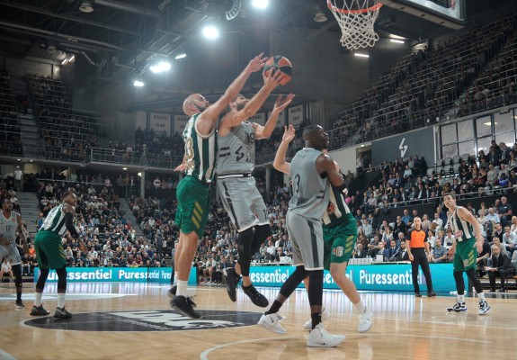 ASVEL Villeurbane a obținut a doua victorie consecutivă în Euroligă