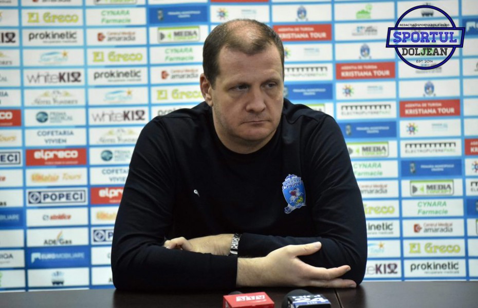 Aco Todorov a prezentat jurnaliștilor un material cu greșelile de arbitraj în favoarea lui Darko Planinic. Video