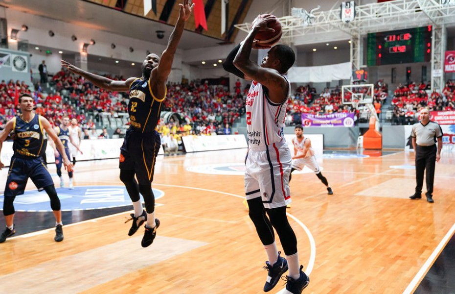 BC CSU Sibiu pierde în Turcia ultimul său meci în această ediție a FIBA Europe Cup