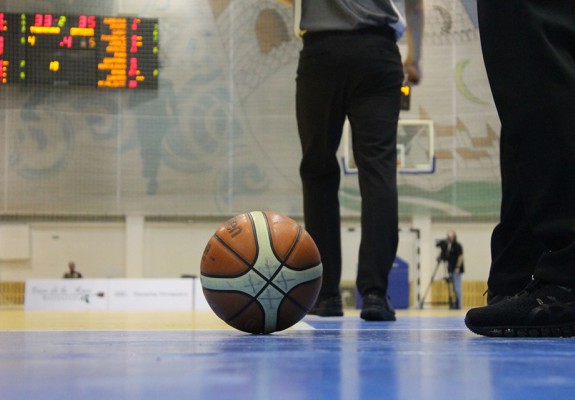 Editorial. Haideți să avem mai multă răbdare cu arbitrii din baschetul românesc