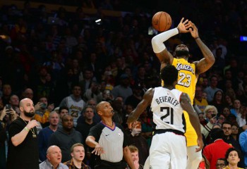 Clippers trece de Lakers și câștigă derby-ul orașului Los Angeles