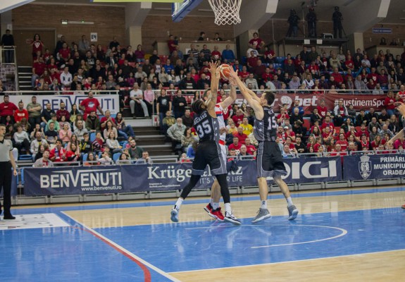 Ce șanse au CSM CSU Oradea și U-BT Cluj pentru a merge mai departe în sferturile FIBA Europe Cup
