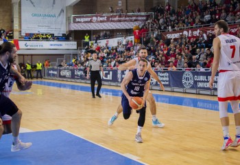 Branko Mirkovic: „Nu am stat o perioadă foarte lungă la CSM Oradea, dar fanii au apreciat energia si devotamentul de care am dat dovadă”