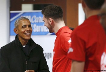 Barack Obama, prezent la un eveniment NBA Cares în cadrul All-Star Weekend