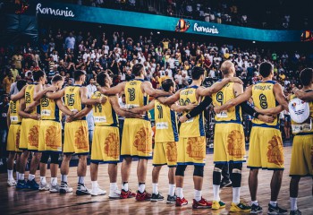 Doar trei „supraviețuitori” în naționala României din echipa care a întâlnit Spania la EuroBasket 2017