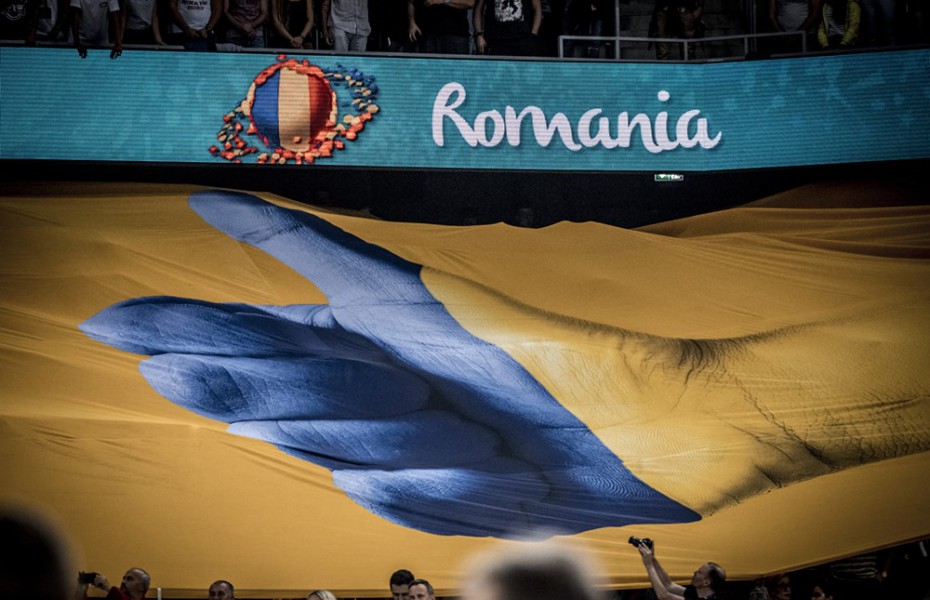 Elevii vor avea acces gratuit la partida dintre România și campioana mondială, Spania