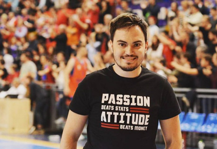 Alex Rad: „Îmi place să cred că rolul meu e acela de a face experiența suporterilor mai frumoasă”