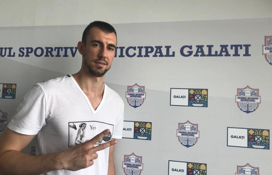 Vlad Negoițescu va face parte și în stagiunea următoare din lotul lui CSM Galați