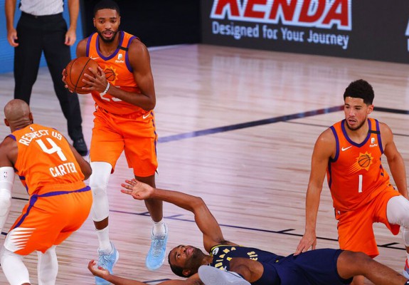 Phoenix Suns câștigă partida cu Indiana Pacers