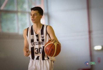 Tudor Șomăcescu, prezent în jocul video NBA 2K20. Foto