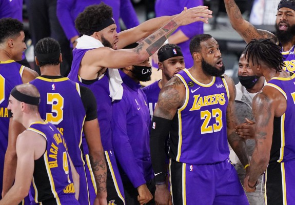 Los Angeles Lakers a reuşit accederea în finala NBA