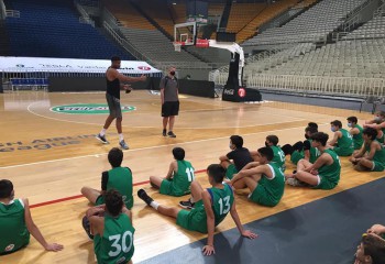 Giannis Antetokounmpo le-a vorbit juniorilor de la Panathinaikos