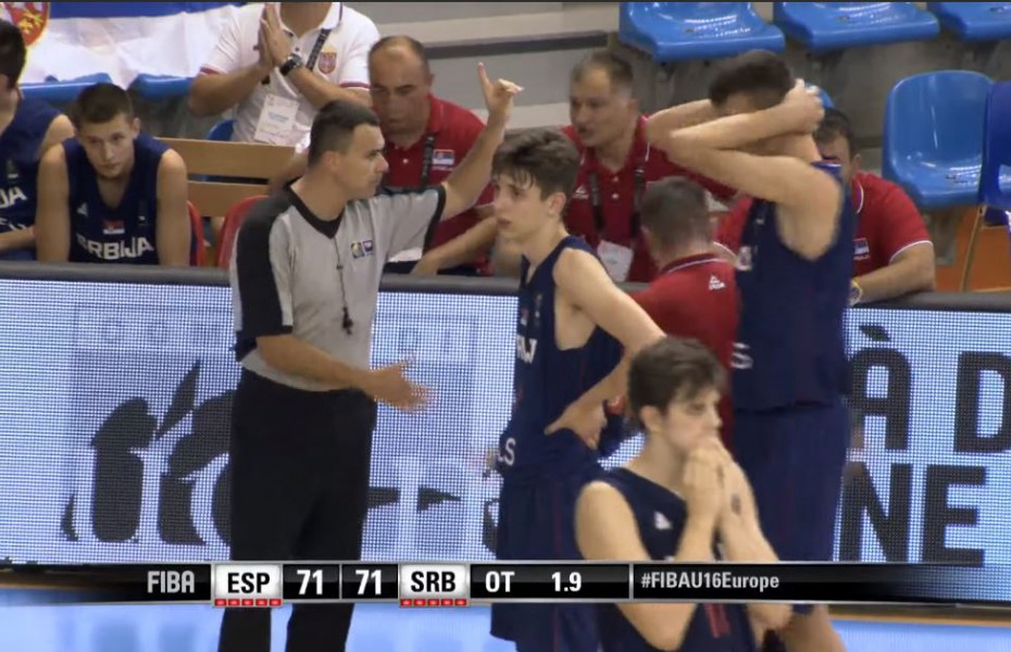 Marius Ciulin, implicat într-un scandal la finalul meciului de la EuroBasket U16 – divizia A dintre Spania și Serbia