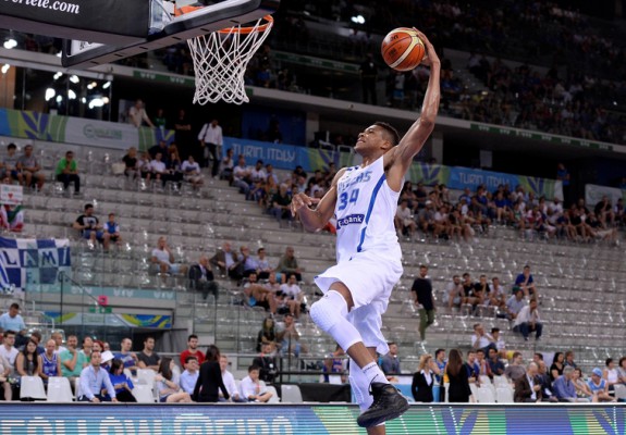 giannis antetokounmpo grecia iran
