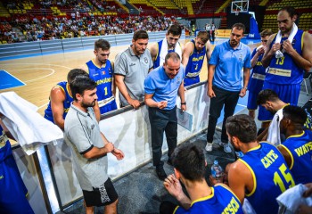 Tudor Costescu se va baza la meciul cu Cipru pe lotul de la Trentino Basket Cup