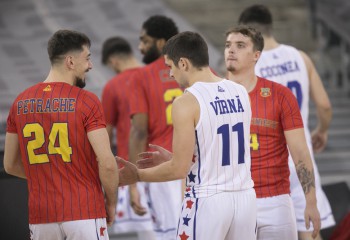 Spectacol făcut de jucătorii români în derby-ul Steaua-Dinamo