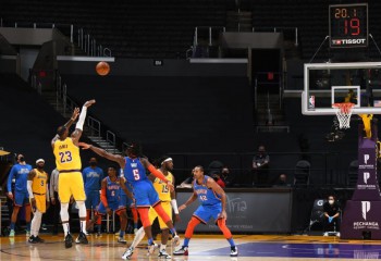 Los Angeles Lakers, o nouă victorie după prelungiri. Video