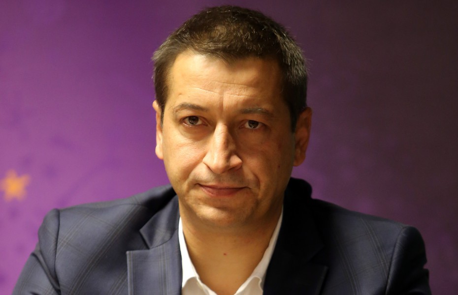 Adrian Voinescu, săgeți către adversarii din alegerile FRB